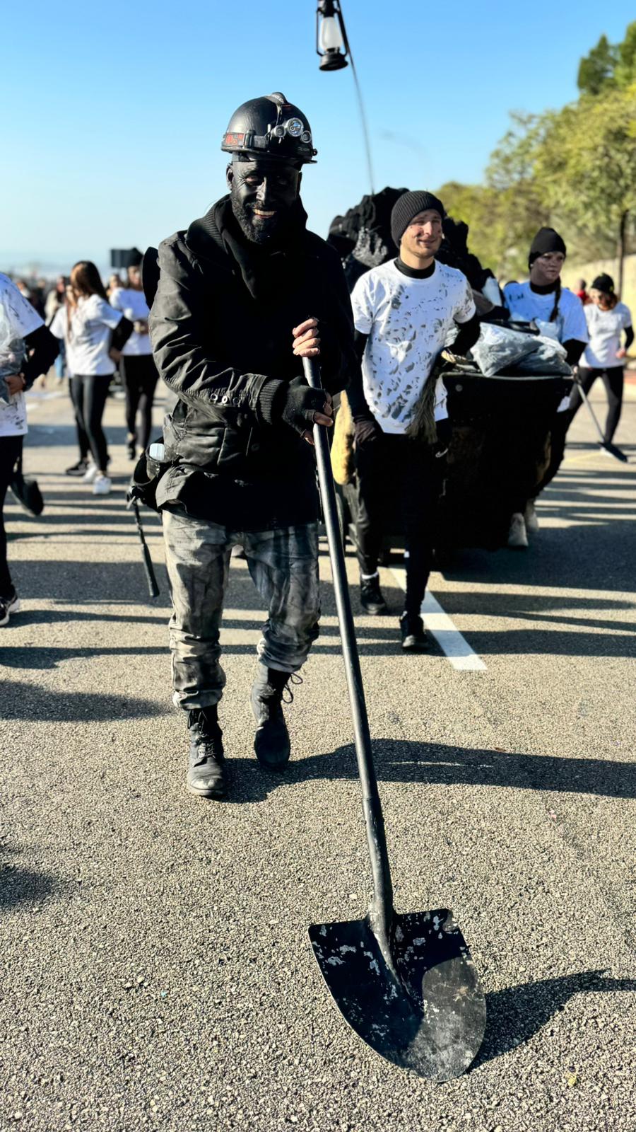 Pasacalles tem&aacute;tico con animaci&oacute;n para evento
